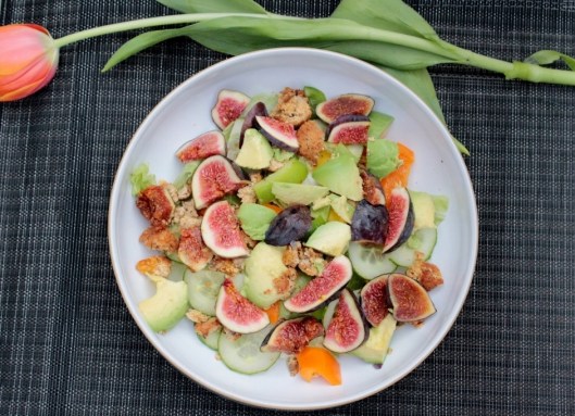 fig falafel advocado salad