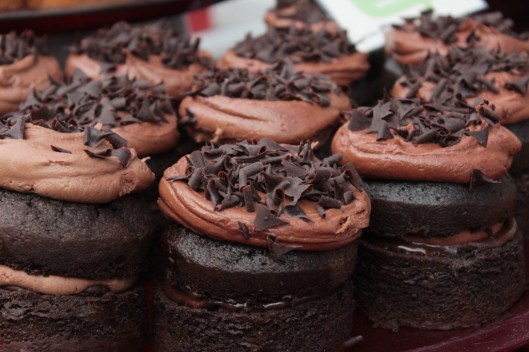 Triple Chocolate_little round cake company