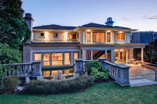 House in West Vancouver